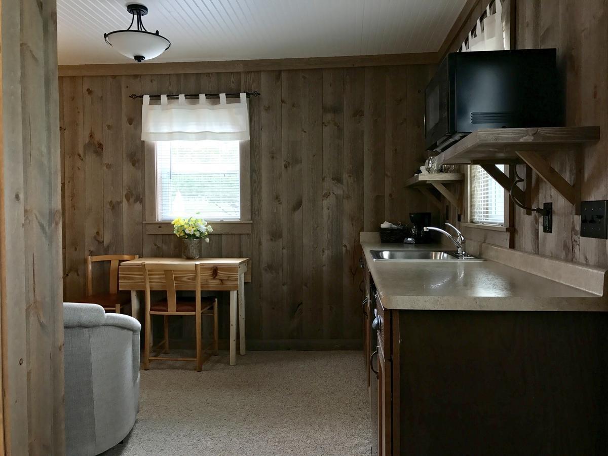 Cedar Ridge Motel